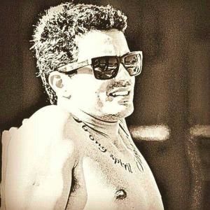 Meet your Posher, Eduardo